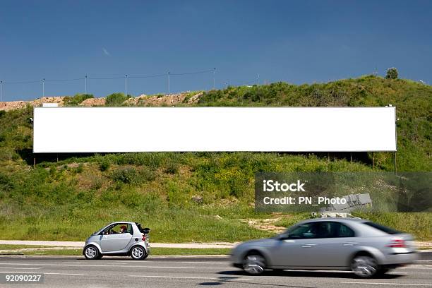 Leere Werbung Plakat Stockfoto und mehr Bilder von Bildhintergrund - Bildhintergrund, Farbbild, Fotografie