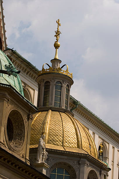 istock Side of Wawel Cathedral 92091548