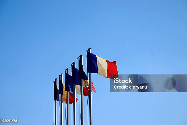 Flags En El Viento Foto de stock y más banco de imágenes de Color - Tipo de imagen - Color - Tipo de imagen, Fotografía - Imágenes, Horizontal