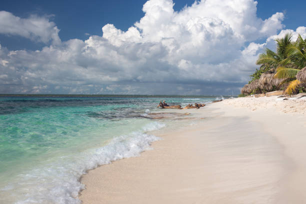 istock soft sea waves of turquoise water and white sand 920931680