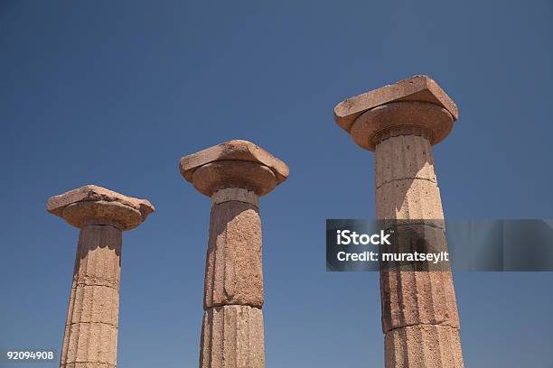 Храм Афины В Assos — стоковые фотографии и другие картинки Аборигенная культура - Аборигенная культура, Археология, Архитектура