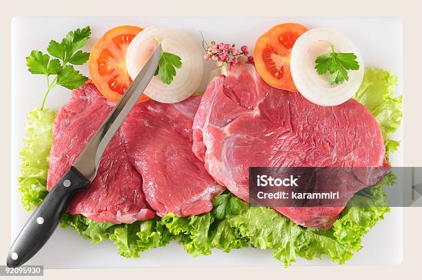 Rohes Fleisch Mit Gemüse Stockfoto und mehr Bilder von Draufsicht - Draufsicht, Farbbild, Fleisch