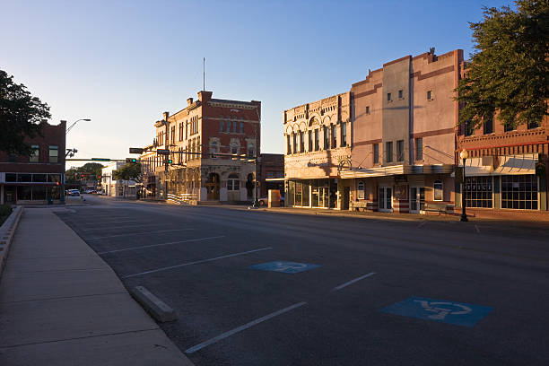 istock Quiet City Street Scene 92097679