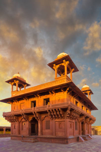 diwan-i-khas - sala de público privado en fatehpur sikri, agra, india. - agra fort fotografías e imágenes de stock