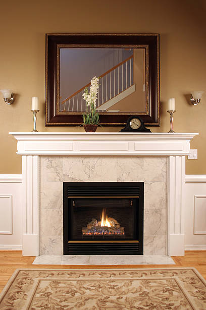 ciepły i przytulny - home decorating living room luxury fireplace zdjęcia i obrazy z banku zdjęć