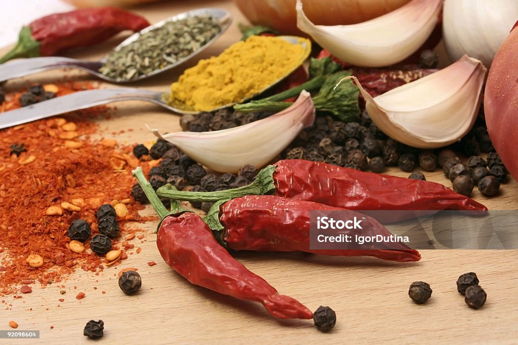 Pimentos e aspices vermelho - Royalty-free Alho Foto de stock