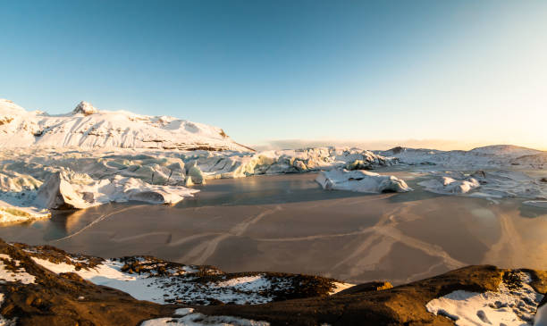 istock Svinafellsjokull glacier view during winter snow in Iceland 921010072