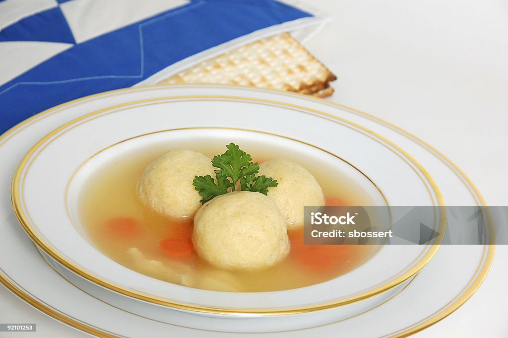 Matzah Soupe de - Photo de Bouillon de volaille libre de droits