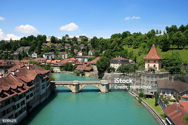 Blick Auf Die Stadt Von Bern Schweiz Stockfoto und mehr Bilder von Außenaufnahme von Gebäuden - Außenaufnahme von Gebäuden, Baum, Bern