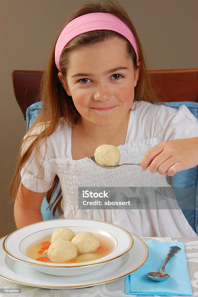 Essen Matzah Ball Soup - Lizenzfrei Essen - Mund benutzen Stock-Foto