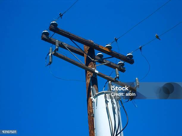 Elektryczne - zdjęcia stockowe i więcej obrazów Badanie - Badanie, Benzyna, Bez ludzi