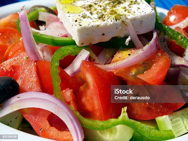 Griechischer Salat Stockfoto und mehr Bilder von Farbbild - Farbbild, Feta, Fotografie