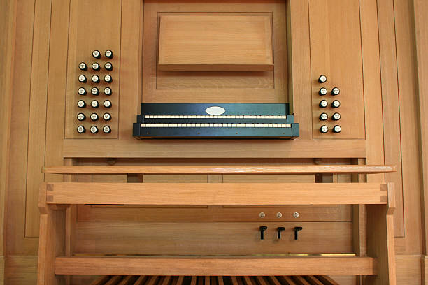 kirche organ - piano pedal stock-fotos und bilder
