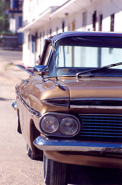 istock Cars of Cuba (4) 92114570