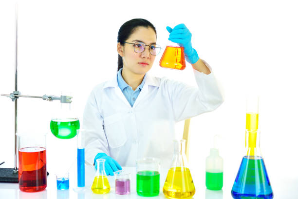 istock Medical technologist in research laboratory 921146298