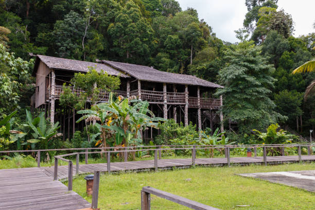 istock Orang ulu longhouse Damai 921159808
