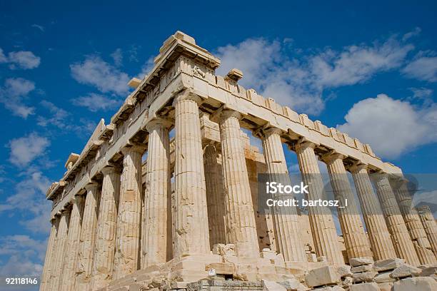 Photo libre de droit de Athènes 3 banque d'images et plus d'images libres de droit de Amphithéâtre - Amphithéâtre, Antique, Antiquités