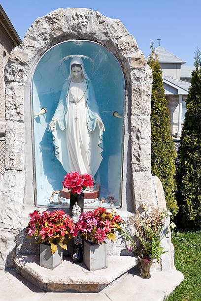 istock Virgin Mary Statute Catholic Church 92118445