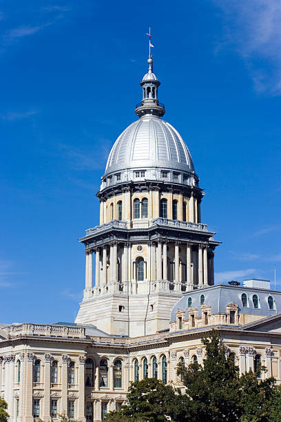 istock State Capitol of Illinois 92124994