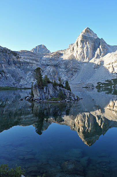 istock Early Morning Reflections, Rae Lakes 92125509