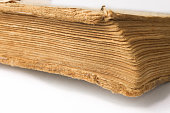 alten-gelben-getragen-buchseiten.jpg?b=1&s=170x170&k=20&c=h4a2k5TyWCu3EJJsLN7DmvZq4hdUd6QBAoJHm5qiYh0=