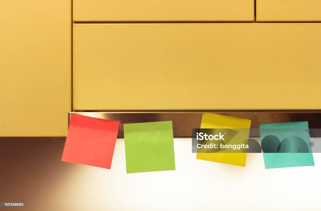 Sticky notes Kitchen appliance with sticky notes Adhesive Note Stock Photo