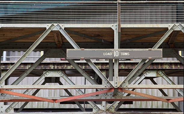 istock Part Of Old Overhead Crane 92127678