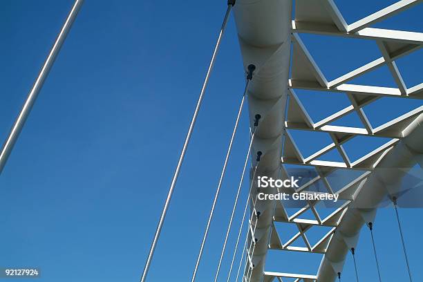 Sky Bridge - zdjęcia stockowe i więcej obrazów Architektura - Architektura, Elegancja, Figura dwuwymiarowa