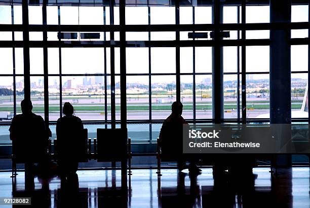 직원관리 공항 3 명에 대한 스톡 사진 및 기타 이미지 - 3 명, 게이트, 공항