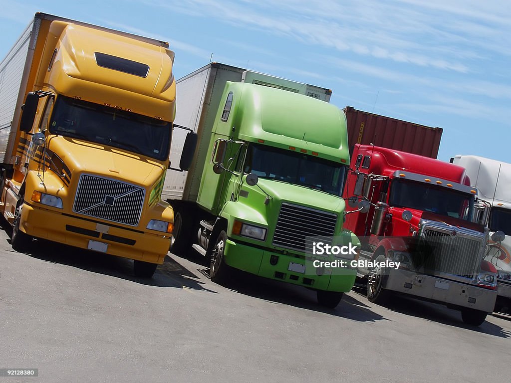 Semaforo camion - Foto stock royalty-free di Camion articolato