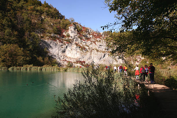 национальный парк плитвицкие - plitvice lakes national park water lake national park стоковые фото и изображения