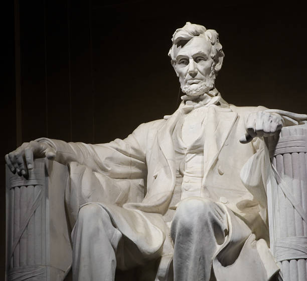 istock Lincoln Memorial in Washington DC 92128919