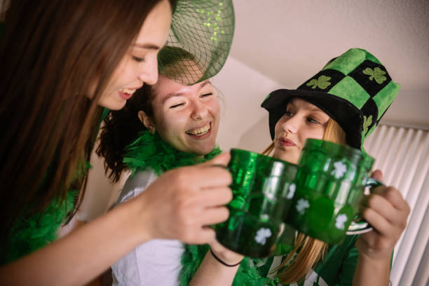 istock St. Patrick Girls party 921293186