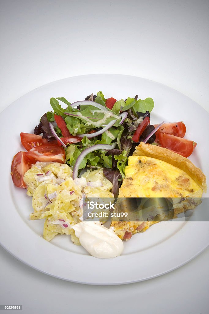 Quiche i sałatek - Zbiór zdjęć royalty-free (Bekon)