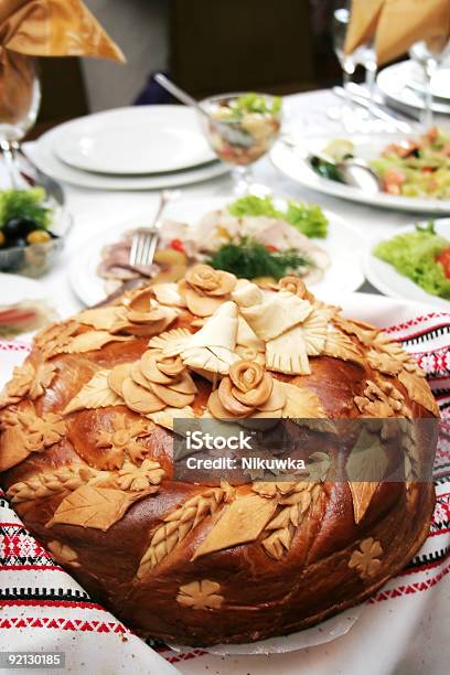 Pastel De Tradicional Foto de stock y más banco de imágenes de Alimento - Alimento, Boda, Celebración - Ocasión especial