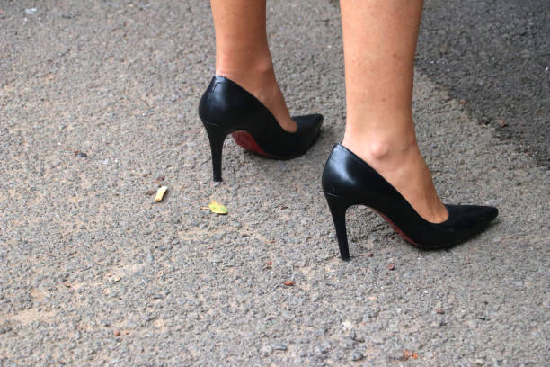 istock black woman shoes 921324154