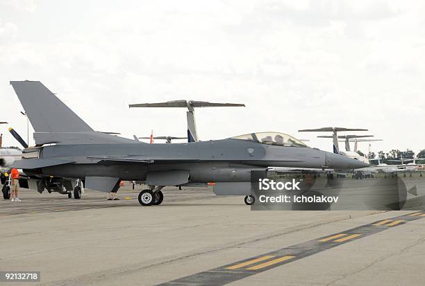 Jet Fighter - Fotografie stock e altre immagini di Aeronautica - Aeronautica, Aeronautica militare americana, Aeroplano
