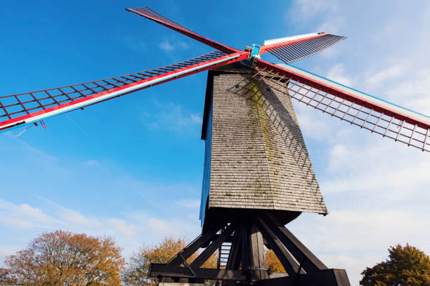 ブルージュの風車 - belgium bruges windmill europe ストックフォトと画像