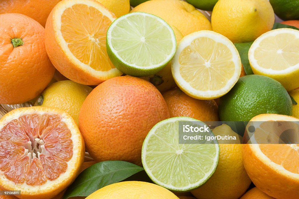 Variedade de total e reduzida para metade, citrinos - Royalty-free Citrino Foto de stock