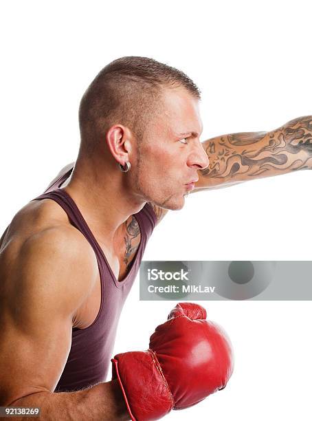 Boxer Na Luta - Fotografias de stock e mais imagens de Adulto - Adulto, Agressão, Bater à Porta