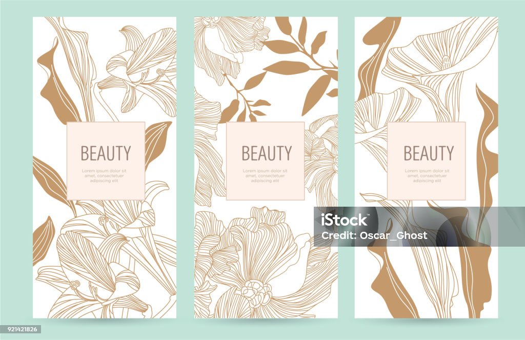 Een set verpakking sjablonen met gouden bloemen voor luxeproducten - Royalty-free Bloem - Plant vectorkunst