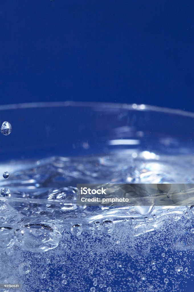Стекло газированная вода - Стоковые фото Абстрактный роялти-фри