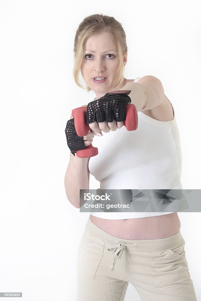 Femme exercice avec les poids et haltères - Photo de Image en couleur libre de droits