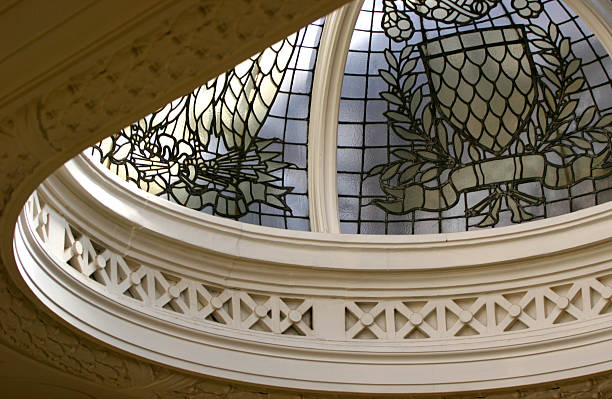 cúpula claraboya - dome skylight stained glass glass fotografías e imágenes de stock