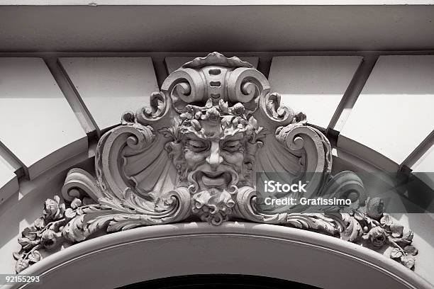 Photo libre de droit de Argentine Buenos Aires Se Diriger Dun Vieil Homme Au Bâtiment banque d'images et plus d'images libres de droit de Horizontal