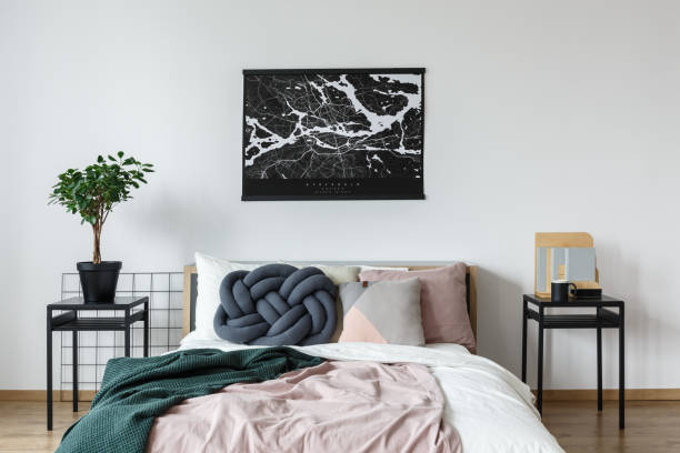 istock Minimalist poster above king-size bed 921560642