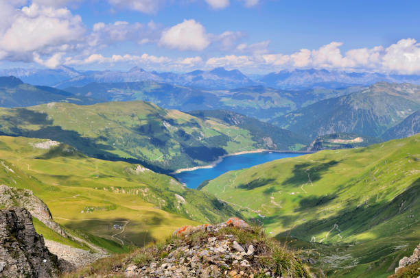 istock view on a lake in greenery alpine mountain 921581542