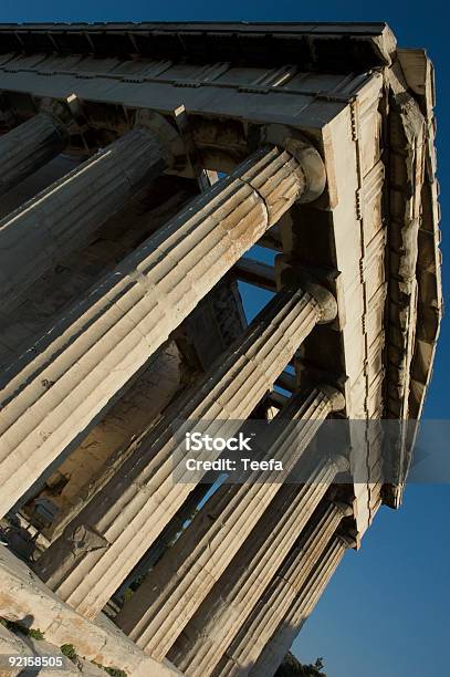 Photo libre de droit de Temple Dans Lagora Dathènes À Athènes banque d'images et plus d'images libres de droit de Capitales internationales - Capitales internationales, Culture grecque, Haut-lieu touristique international