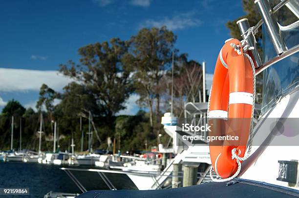 La Sicurezza In Mare - Fotografie stock e altre immagini di Mezzo di trasporto marittimo - Mezzo di trasporto marittimo, Sicurezza sul posto di lavoro, Acqua