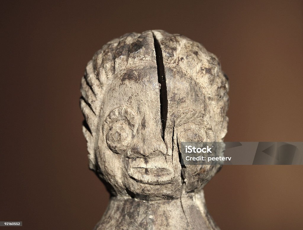 In legno antica Bambola vudù - Foto stock royalty-free di Vudù